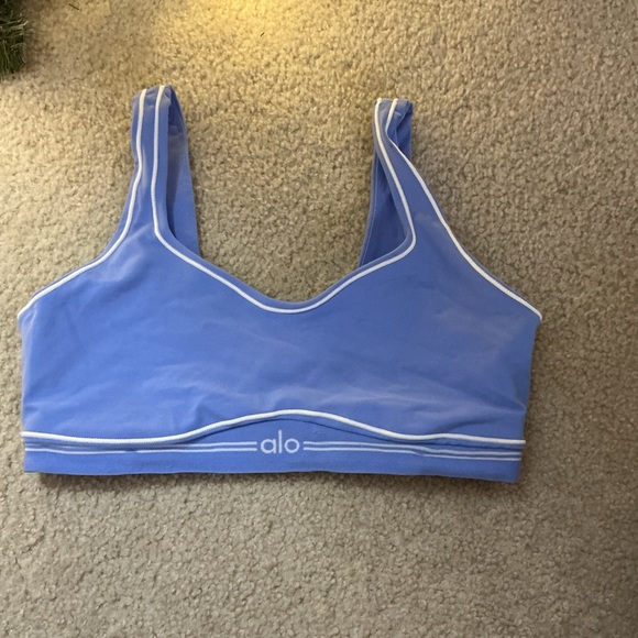 ALO Yoga Light Blue Tank Top with White Trim - Picture 2 of 7